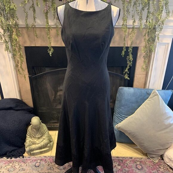 Carmen Marc Valvo black sleeveless formal fit and flare with lace trim dress - Picture 1 of 15